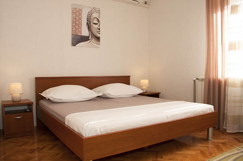 Croatia Guest House Kastela Room Green 1