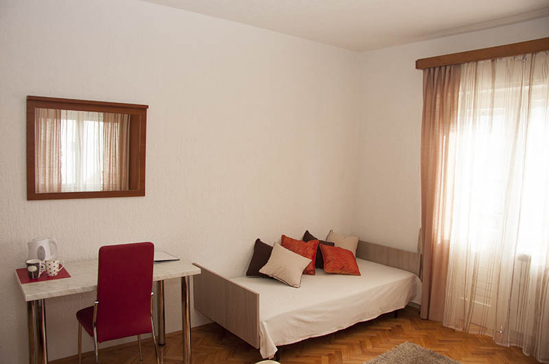 Croatia Guest House Kastela Room Orange 4